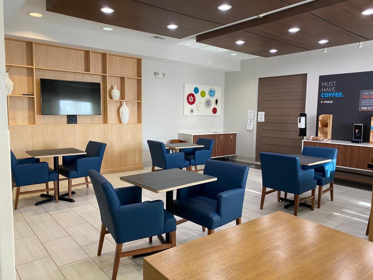 Holiday Inn Express - Eunice By Ihg Exterior foto